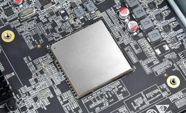 Приобретения ИС чипов: [Maxim] Аналоговый фронт-энд, [ON] MOSFET-транзистор, [ADI]Цифровые изоляторы
