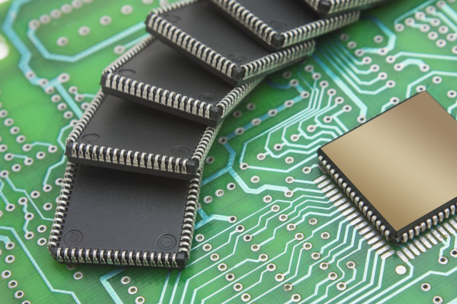 Поставка микросхем Ethernet таких брендов, как Broadcom, Intel, Renesas, Qualcomm и Marvell