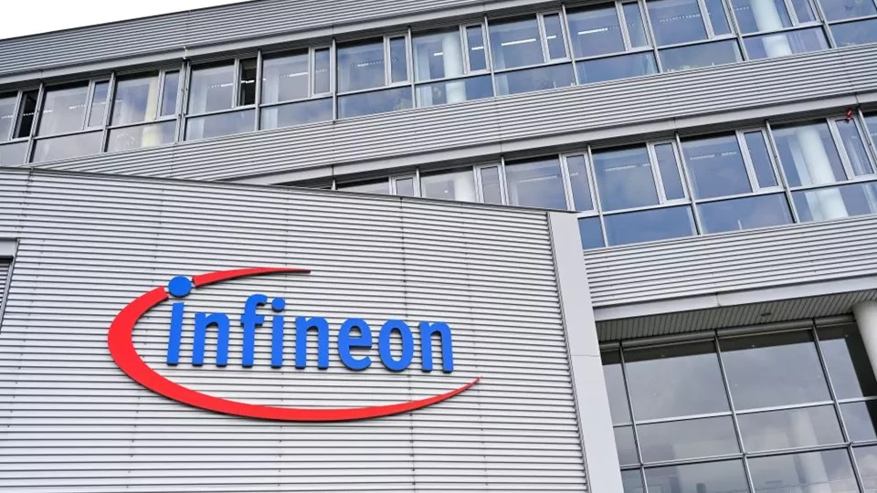 ИС трехфазного драйвера затвора Infineon для автомобильных тормозов и электроусилителей руля
