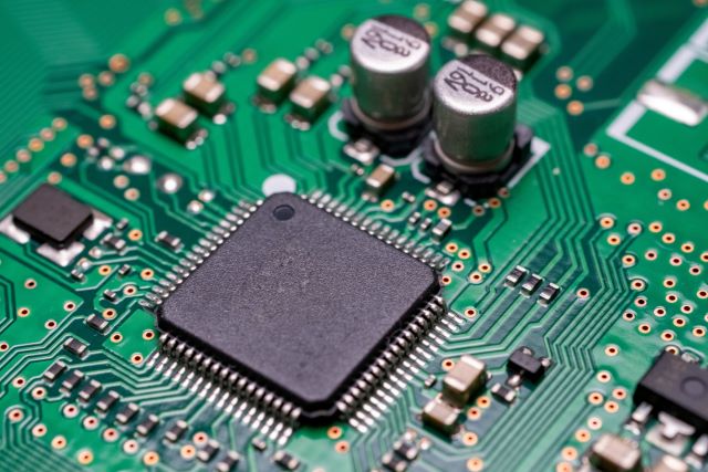 Mingjiada Долгосрочная переработка процессорных чипов Qualcomm и чипов искусственного интеллекта