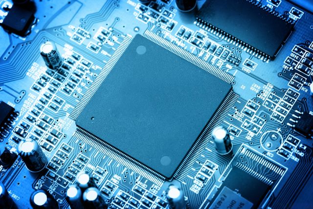 Переработка микросхем MCU, охватывающая ST, TI, NXP, Microchip, Renesas, Infineon и др.