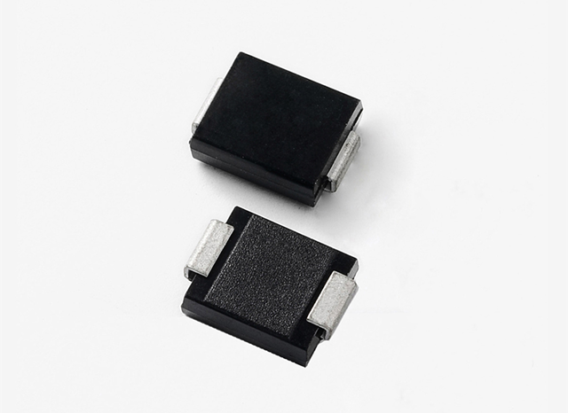 Littelfuse представляет серию защитных тиристоров Pxxx0S3H SIDACTOR в упаковке DO-214AB